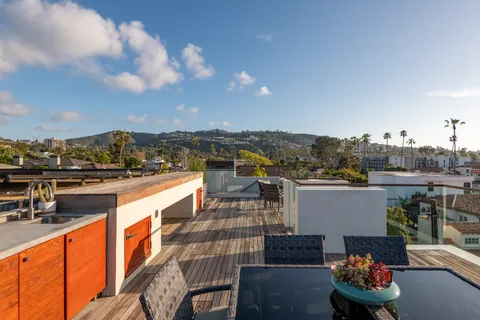 $8,100,000 | 8314 Paseo Del Ocaso, La Jolla, CA 92037