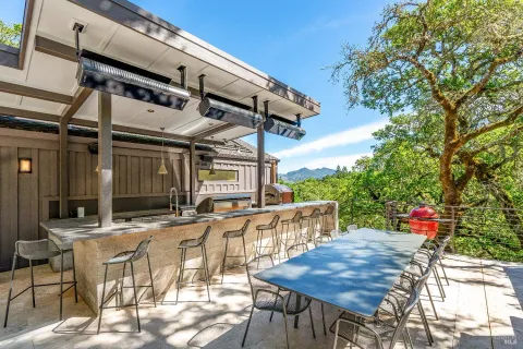 $2,995,000 | 807 Wild Oak Drive, Santa Rosa, CA 95409