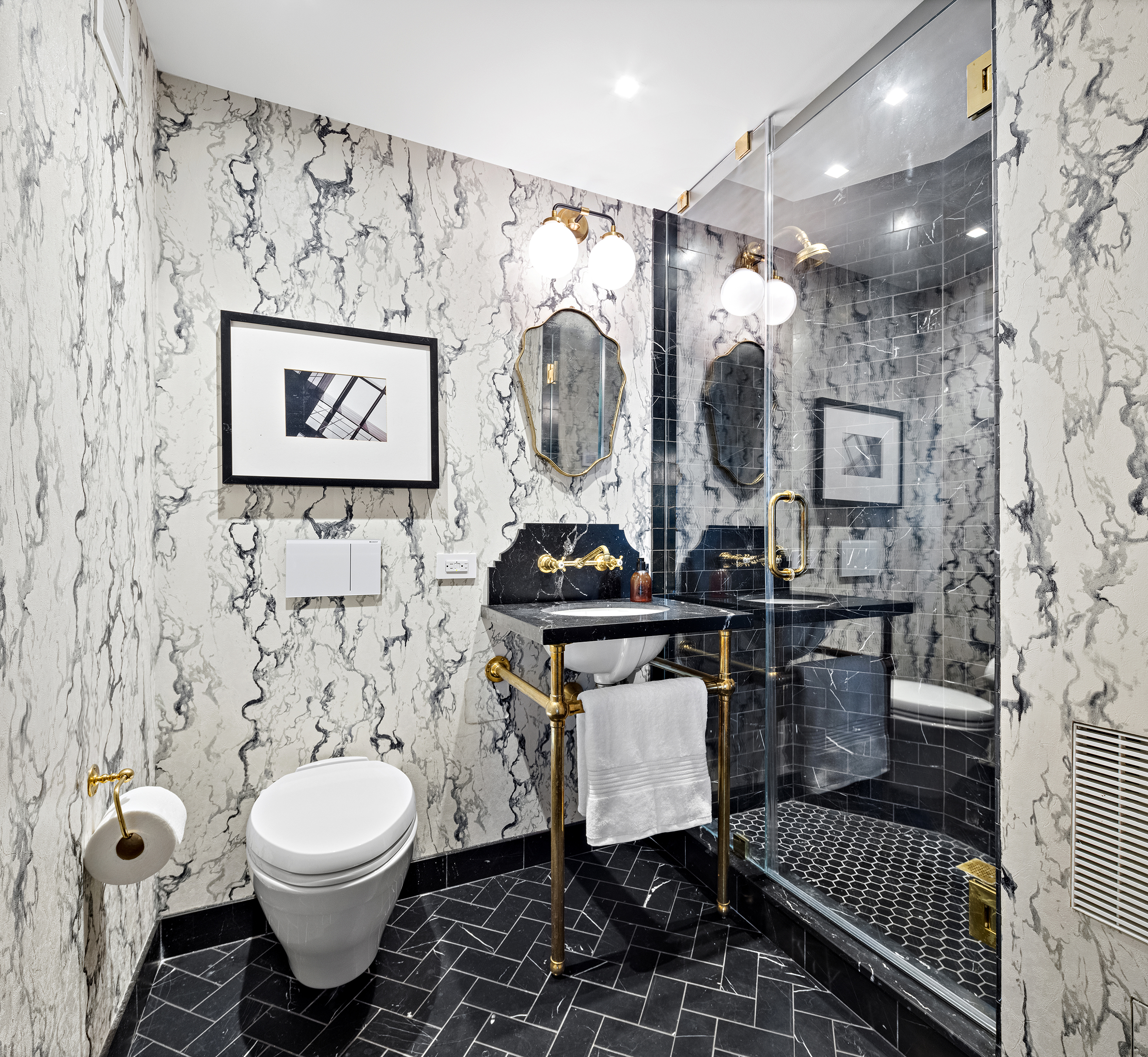 175 West 10th Street, Unit PH Manhattan, NY 10014 - Photo 23 of 31