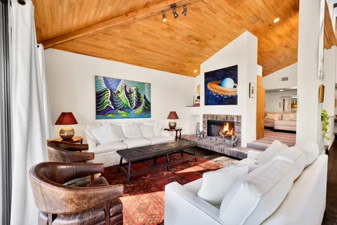 $1,235,000 | 5 Vista Loma Drive, Rancho Mirage, CA 92270