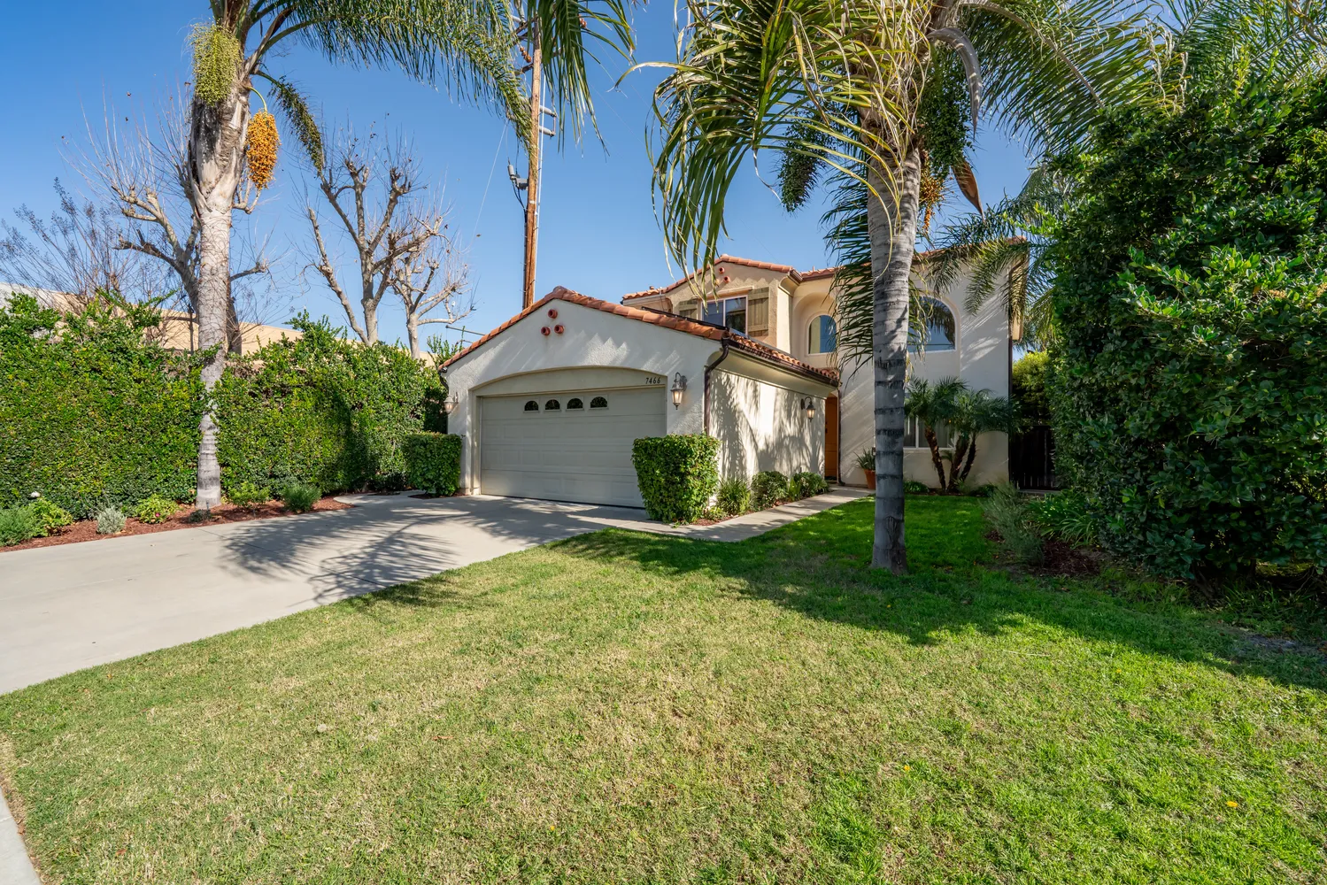 $1,129,000 | 7466 Louise Avenue, Lake Balboa, CA 91406