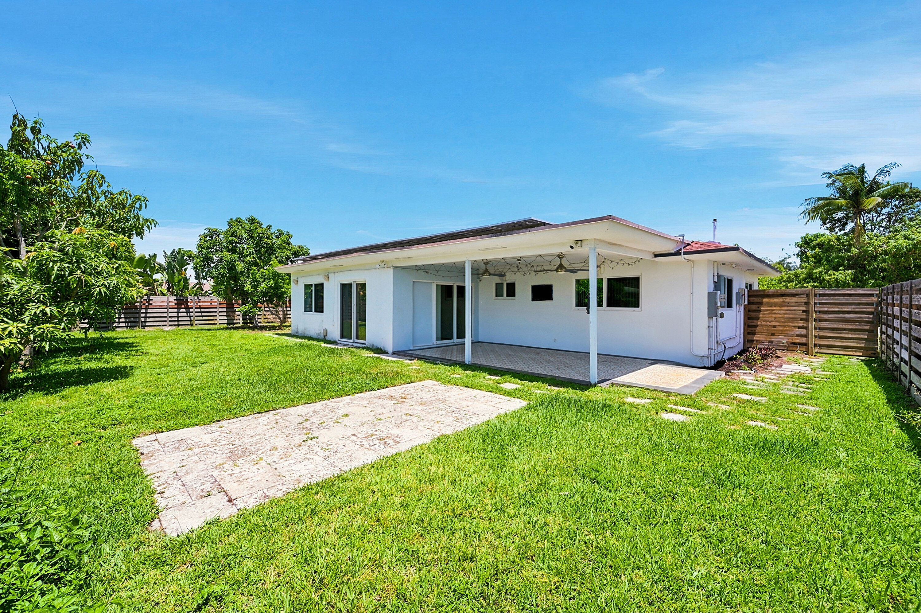 200 Northeast 28th Terrace Boca Raton, FL 33431 - Photo 43 of 59