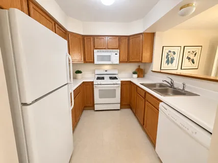 $205,000 | 161 Westbrooke Lane, Coraopolis, PA 15108