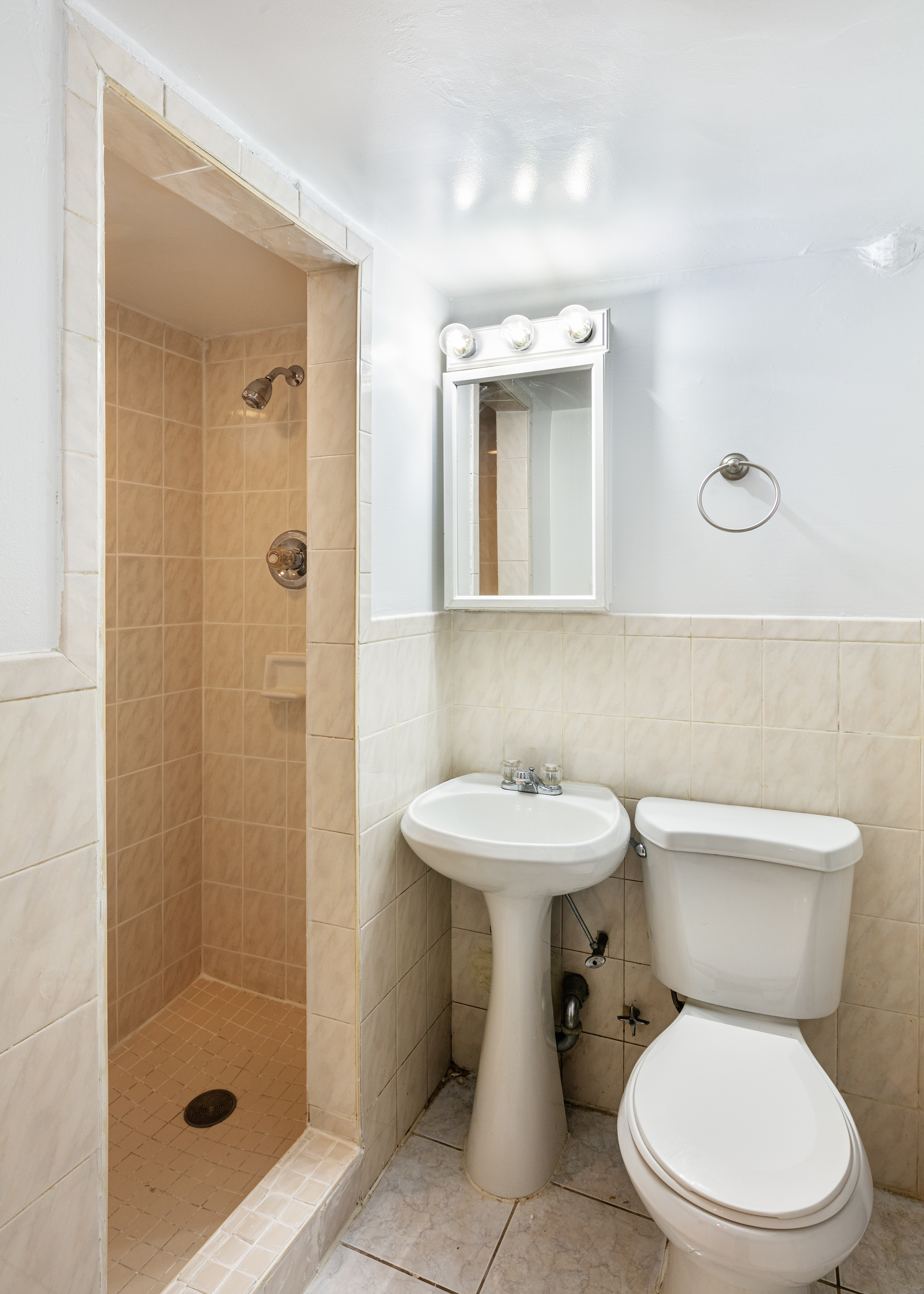 340 East 83rd Street, Unit B2 Manhattan, NY 10028 - Photo 6 of 7