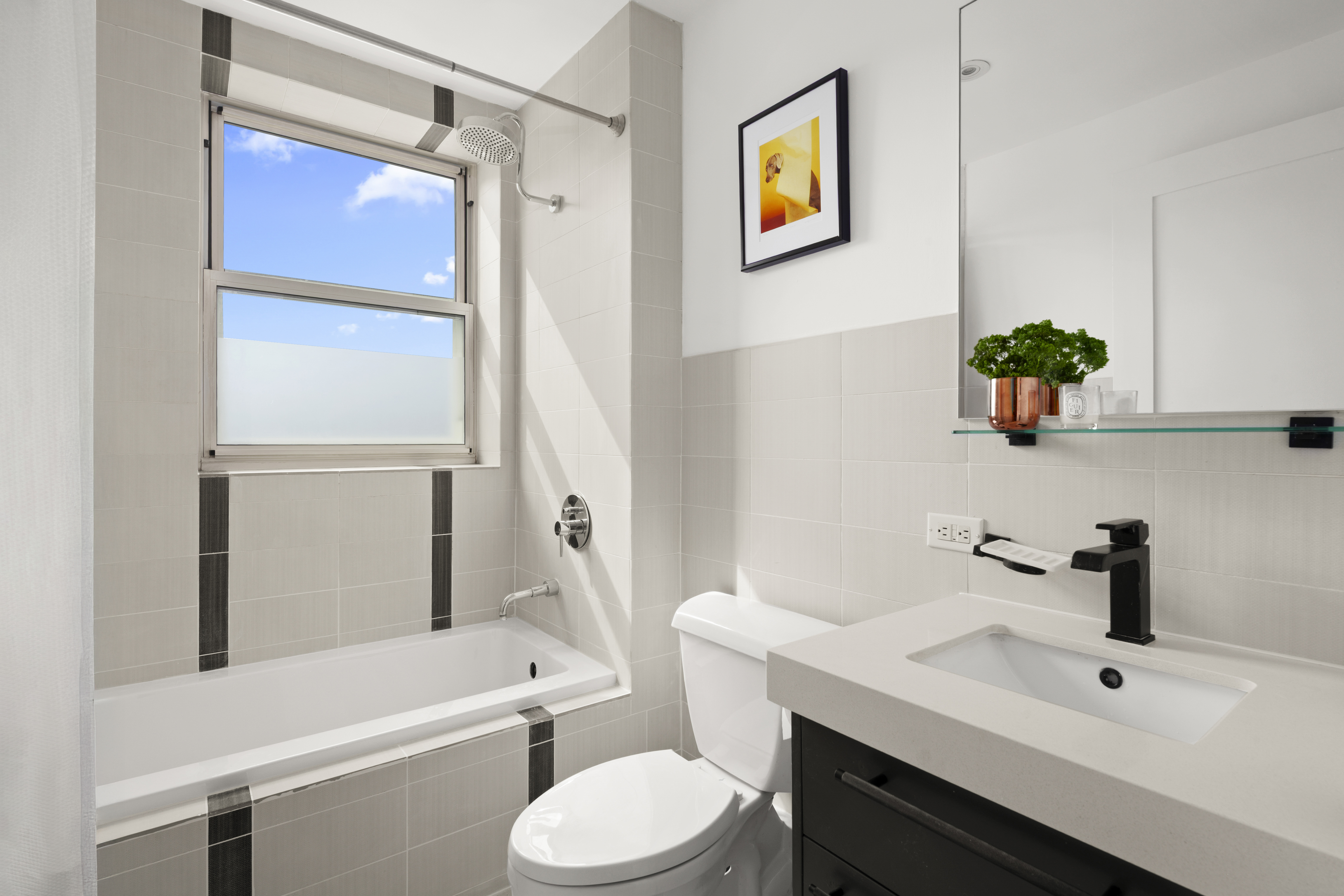 301 West 115th Street, Unit PH4B Manhattan, NY 10026 - Photo 9 of 12