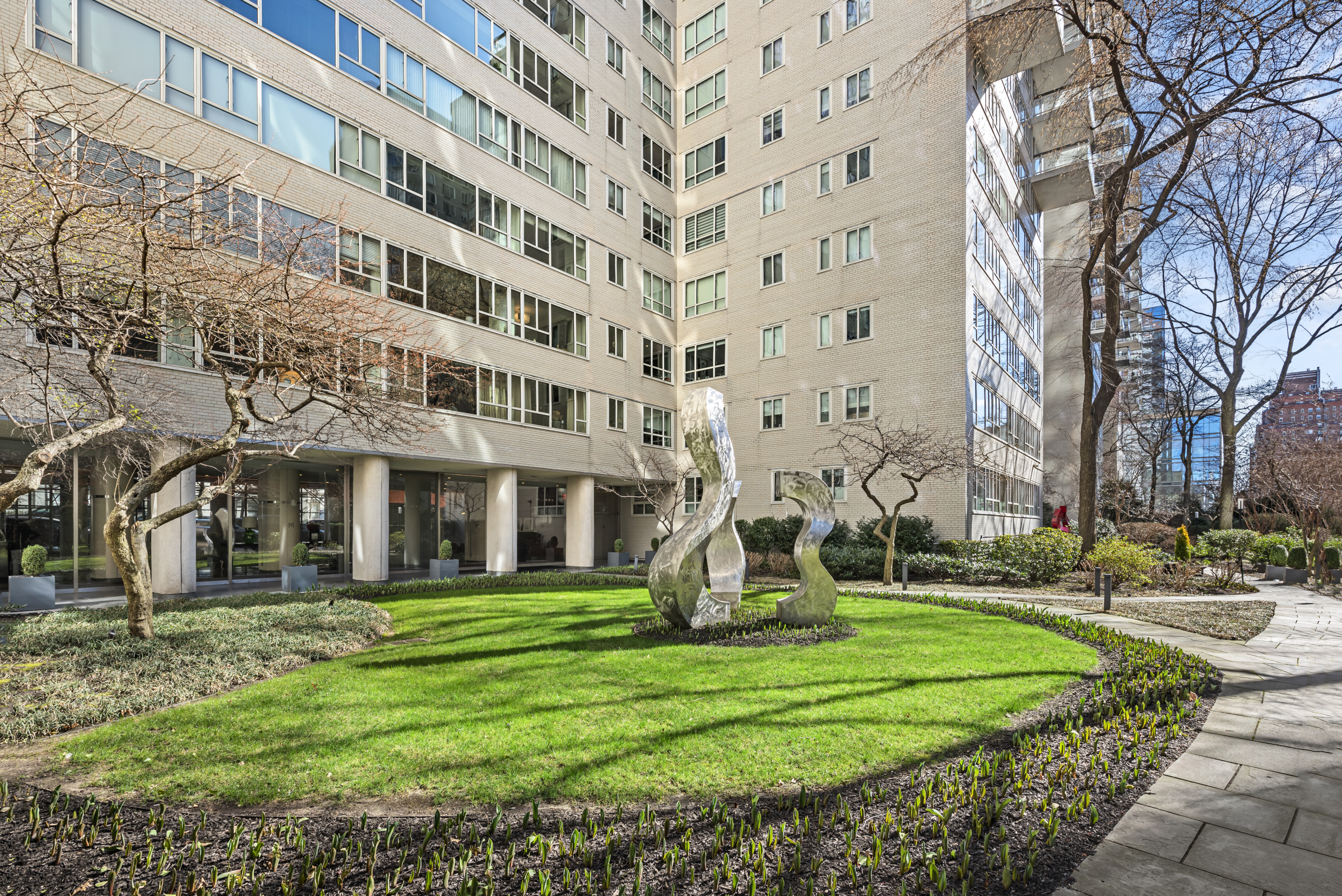 200 East 66th Street, Unit C1004 Manhattan, NY 10065 - Photo 19 of 20