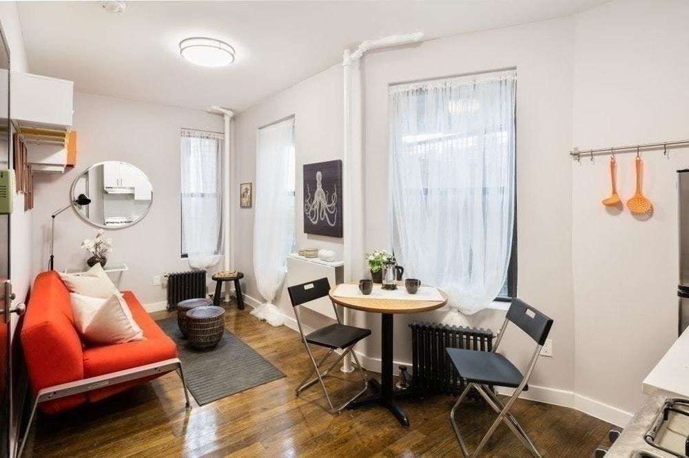 73 Monroe Street, Unit 18 Manhattan, NY 10002 - Photo 1 of 6