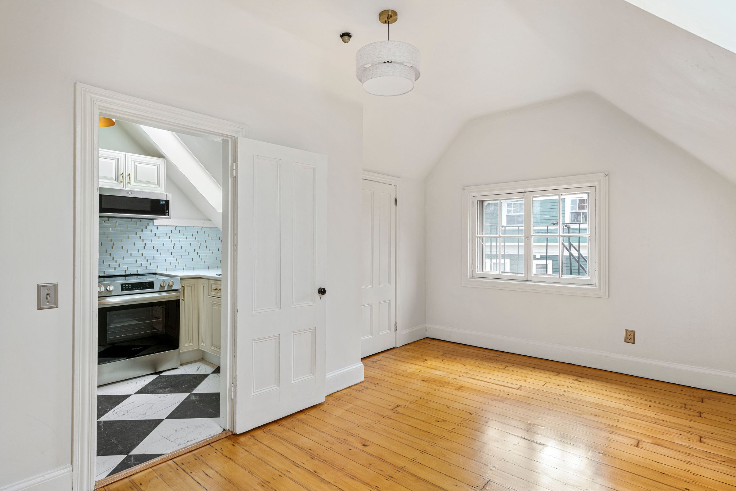 164 Prospect Street Providence, RI 02906 - Photo 25 of 40