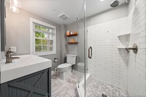 $1,050,000 | 161 Rolling Road, Bala Cynwyd, PA 19004