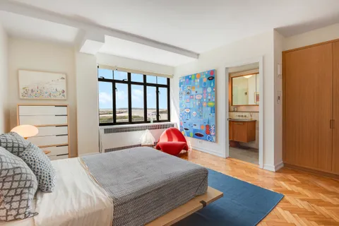 $2,400,000 | 160 Columbia Heights, Unit 10F | Brooklyn Heights
