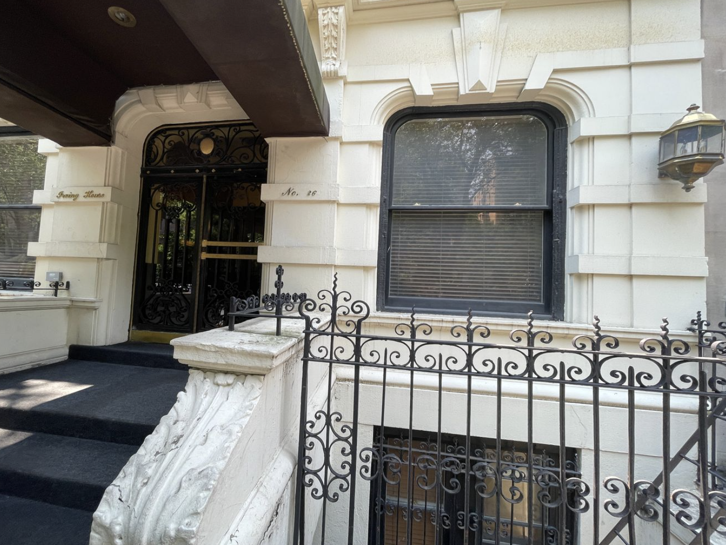 26 Gramercy Park South, Unit 2D Manhattan, NY 10003 - Photo 7 of 8