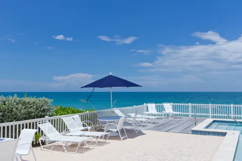 $2,400,000 | 8414 Poinciana Place, Unit 30, Vero Beach, FL 32963