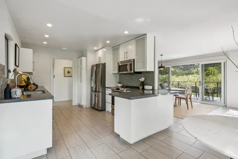 Contact Agent | 17140 Keaton Avenue, Sonoma, CA 95476