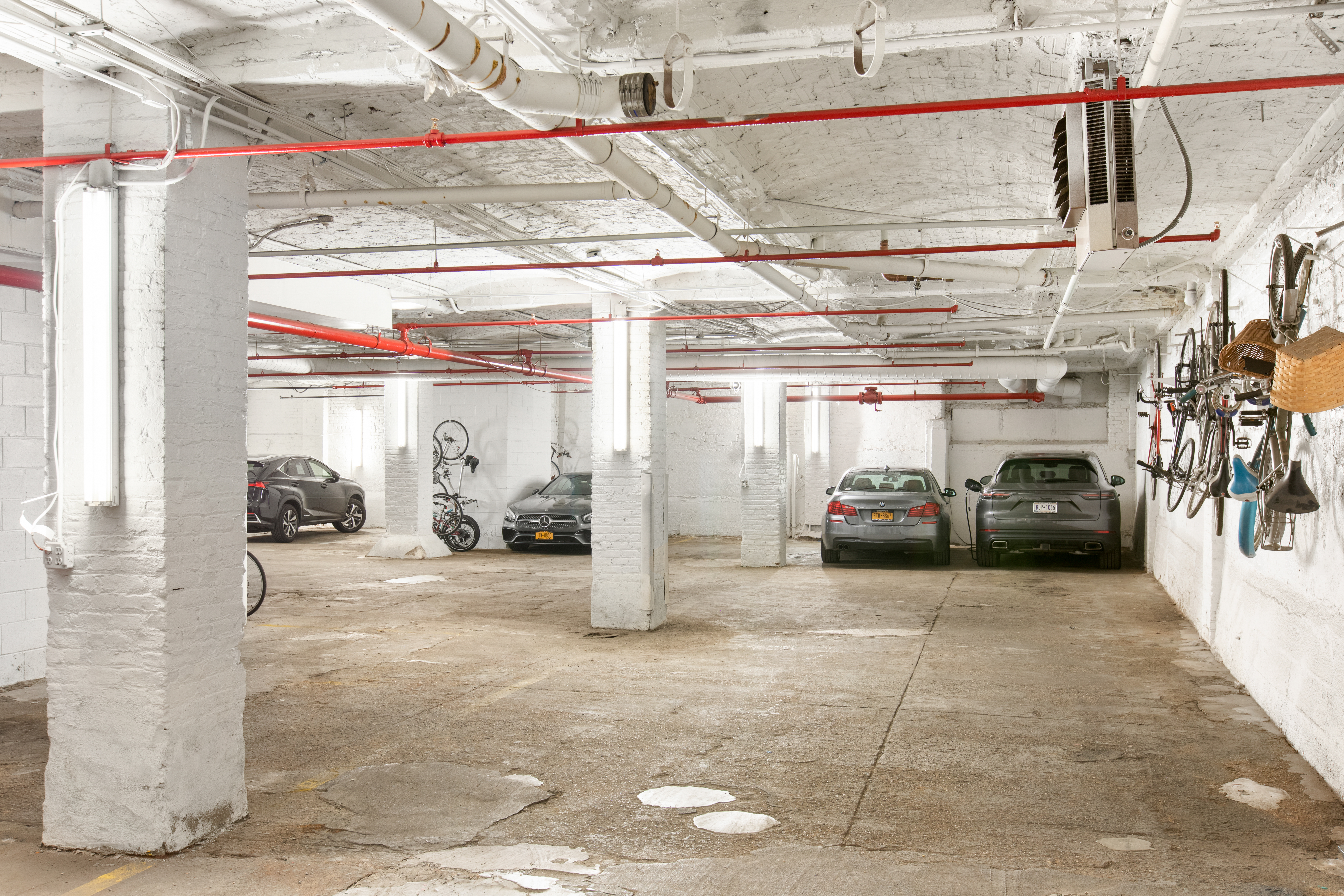 247 West 12th Street, Unit 2A Manhattan, NY 10014 - Photo 17 of 26