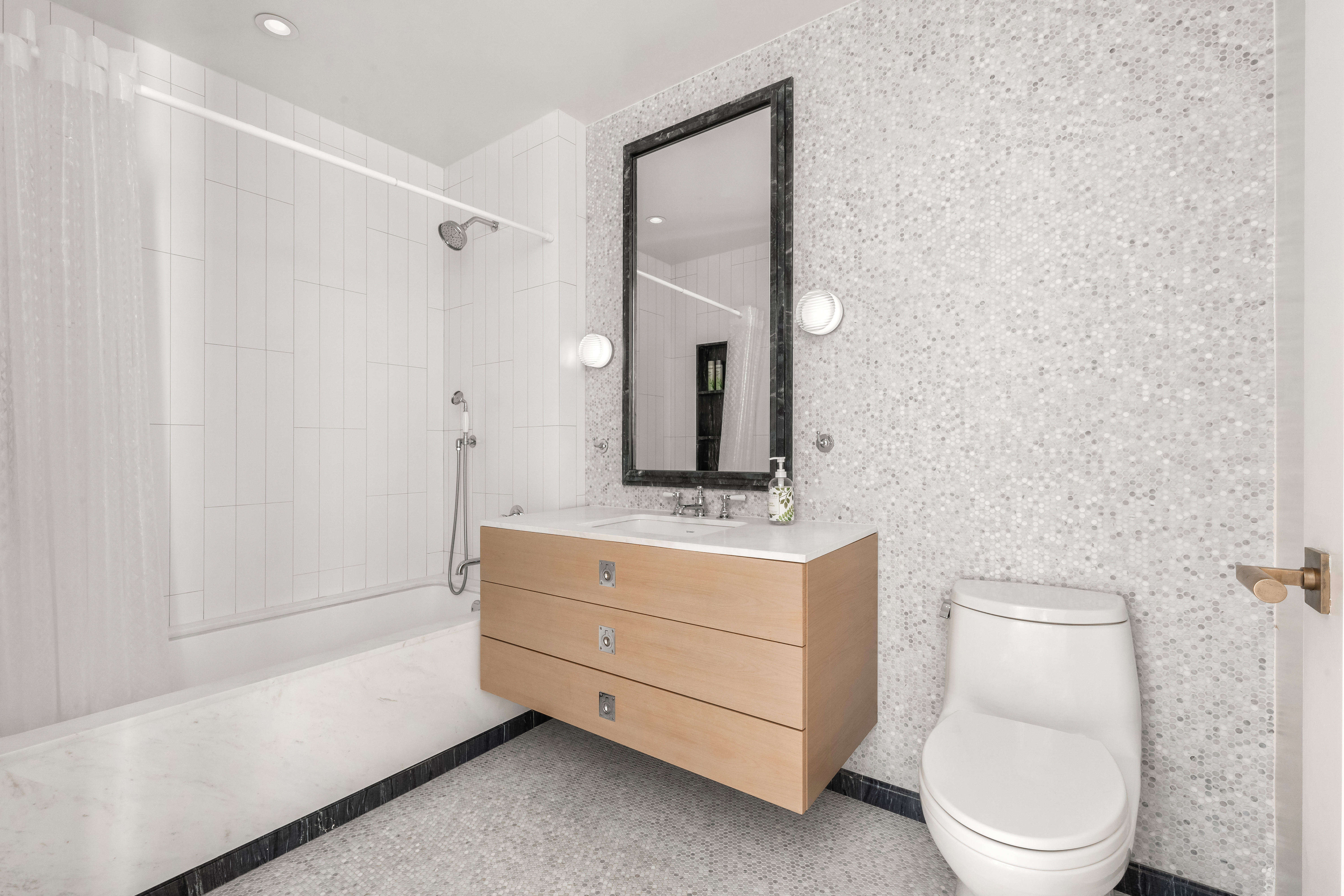 438 East 12th Street, Unit 3K Manhattan, NY 10009 - Photo 8 of 18