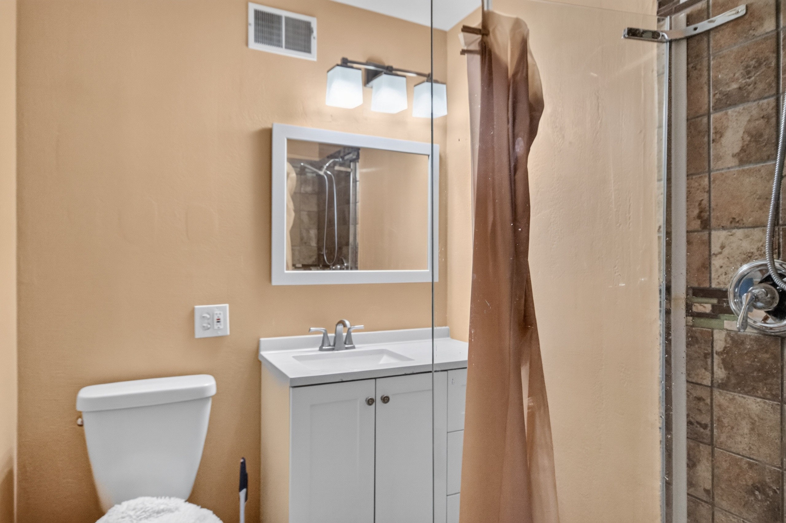 6991 West Glenbrook Road, Unit 2 Milwaukee, WI 53223 - Photo 25 of 30 Gallery Image 25