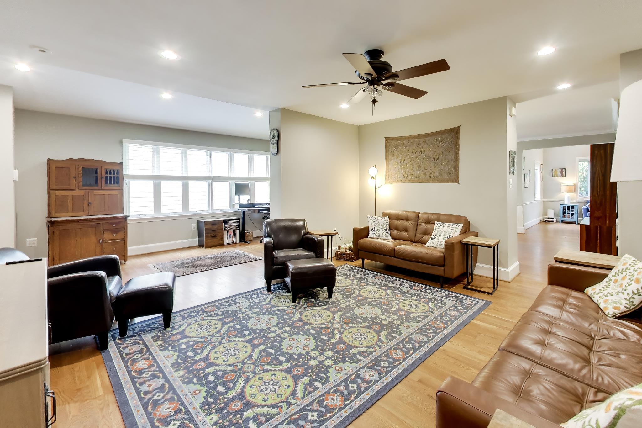 306 Indian Spring Drive Silver Spring, MD 20901 - Photo 8 of 54 Gallery Image 8