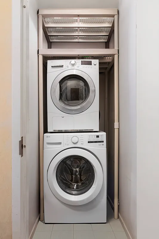 206 Kent Street, Unit 6 Brooklyn, NY 11222 - Photo 8 of 9 a utility room with dryer and washer
