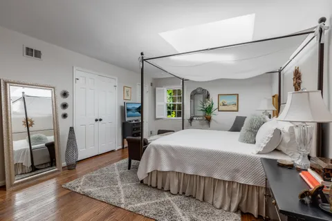 $1,250,000 | 1702 Mason Hill Drive, Alexandria, VA 22307
