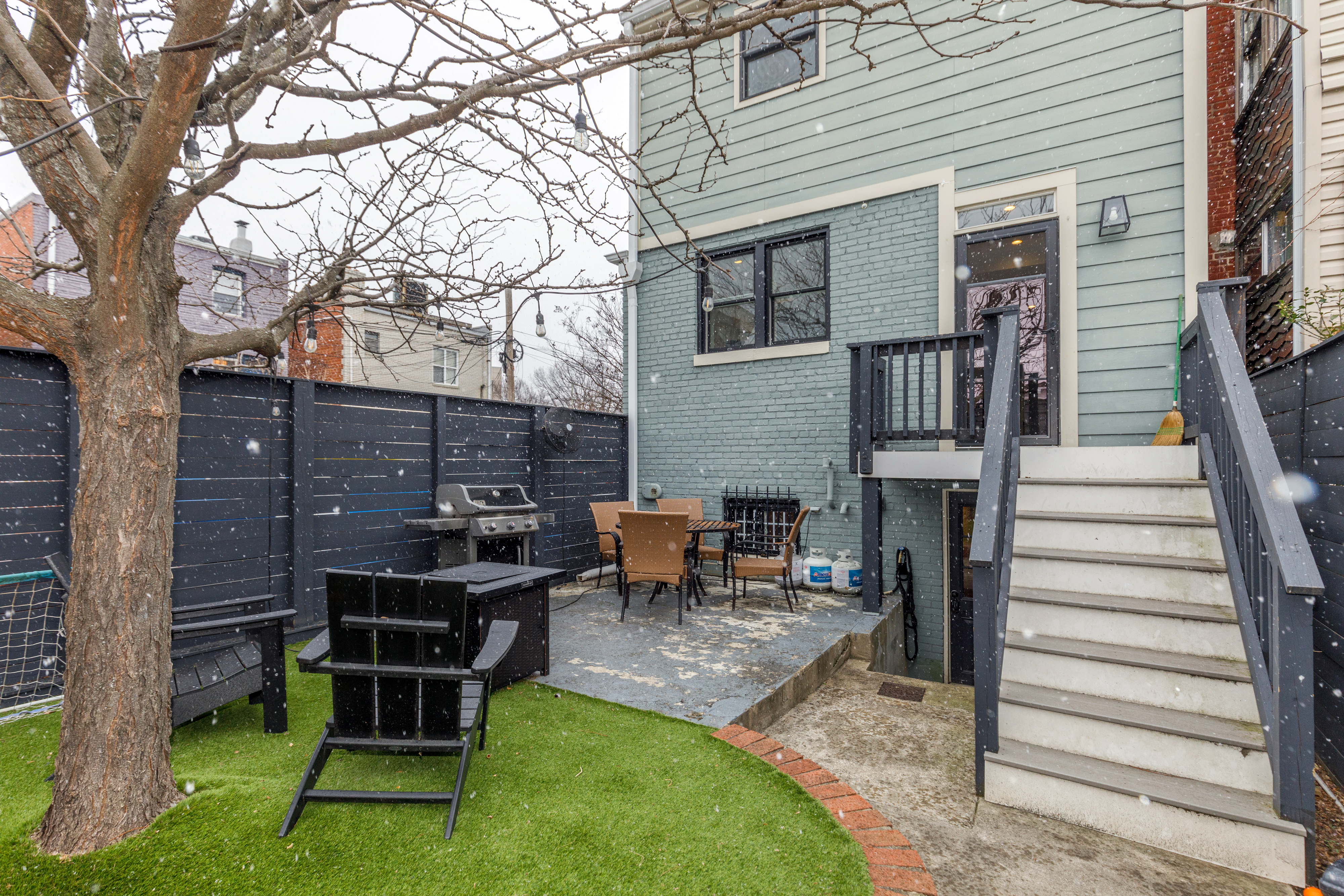 935 15th Street Southeast Washington, DC 20003 - Photo 42 of 45