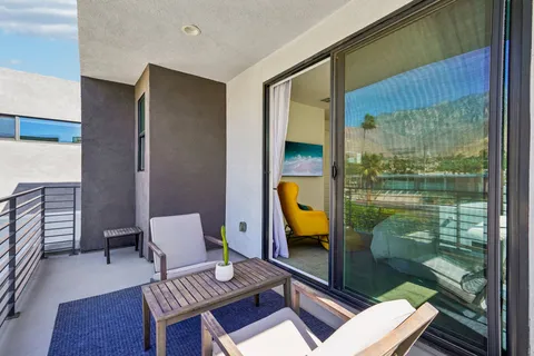 $949,000 | 2699 Majestic Way, Palm Springs, CA 92262