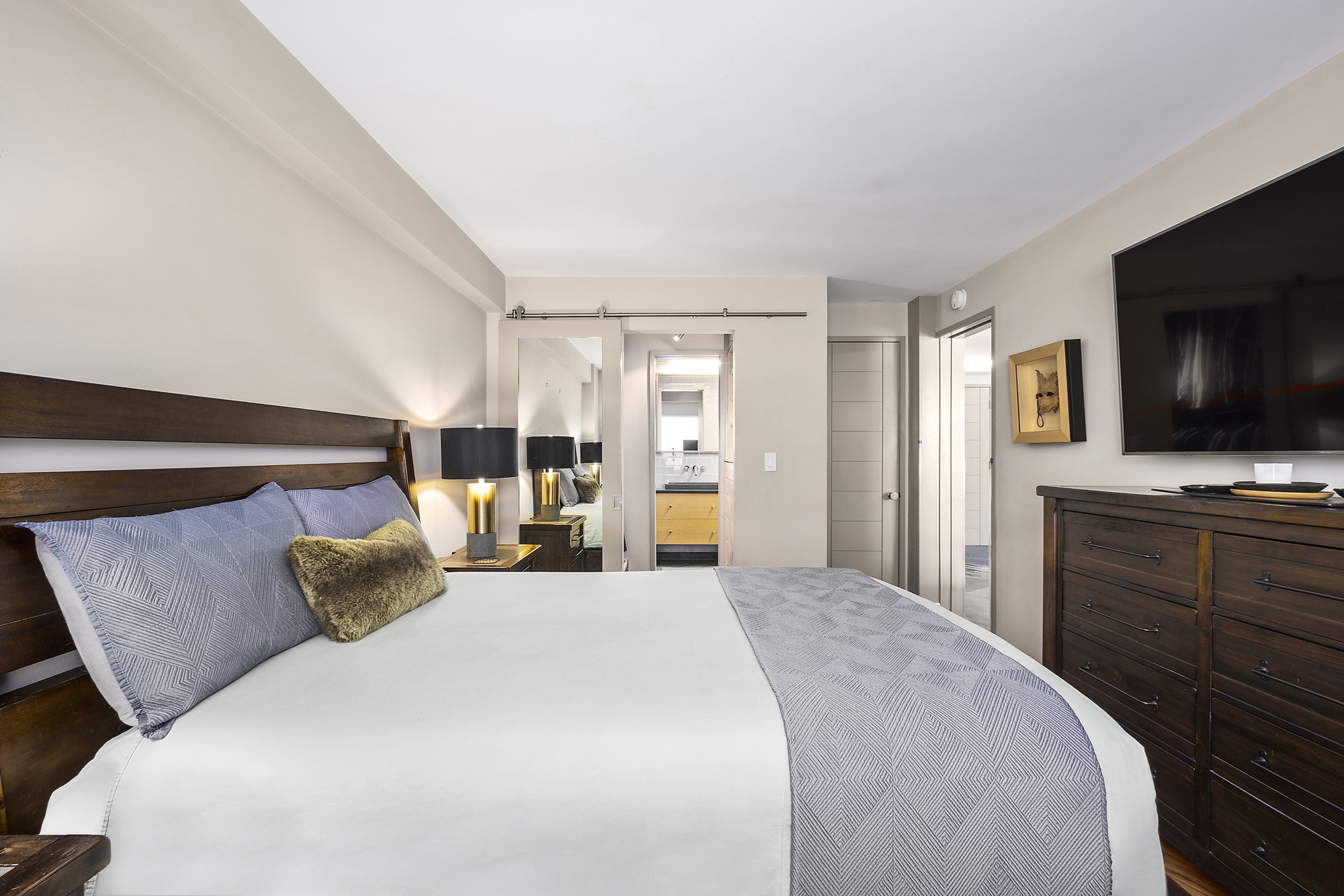 430 West 34th Street, Unit LH Manhattan, NY 10001 - Photo 4 of 9