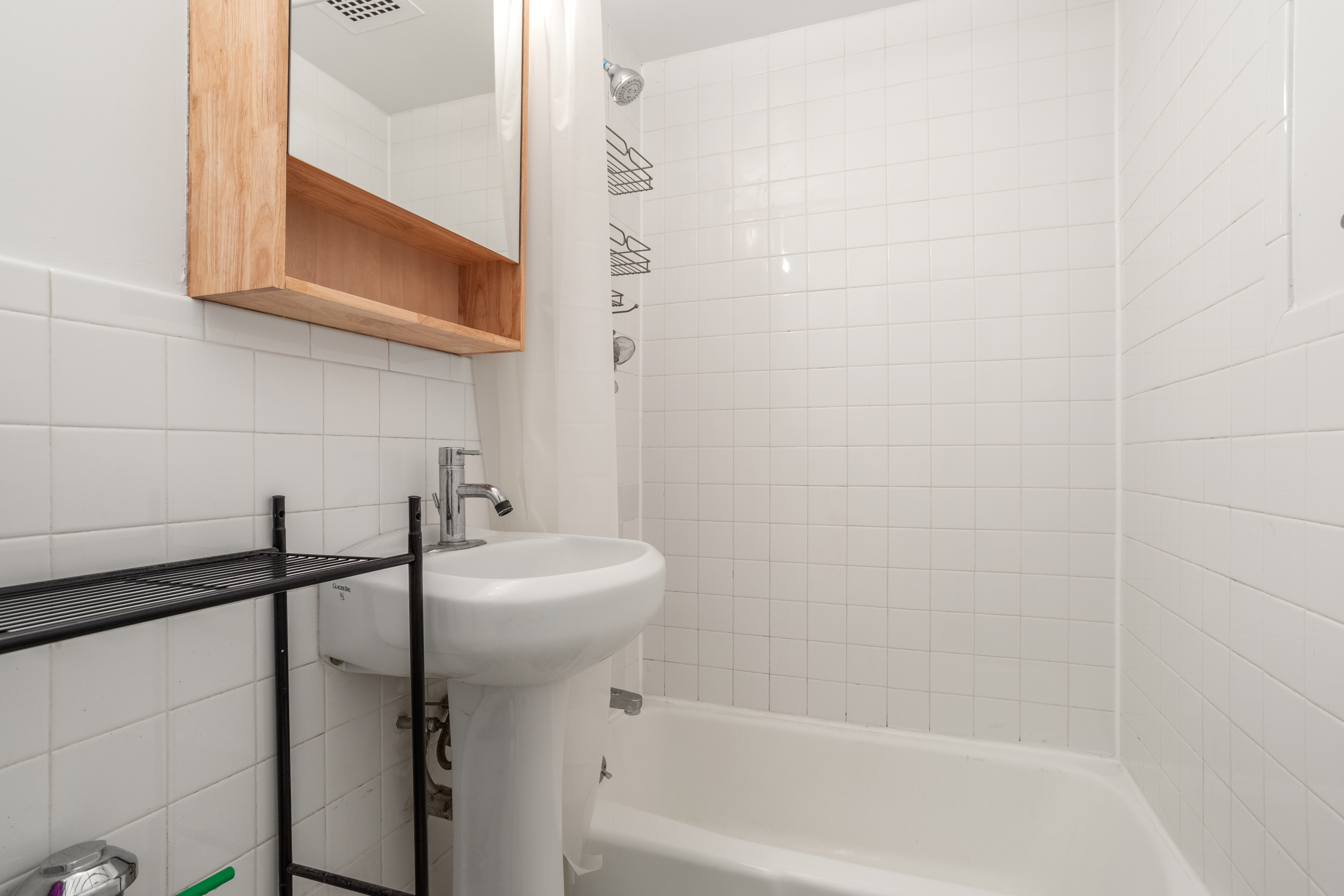 229 East 29th Street, Unit 4K Manhattan, NY 10016 - Photo 5 of 8 Gallery Image 5