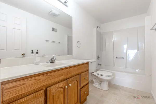 $474,900 | 2212 Baxter Court, Elgin, IL 60123