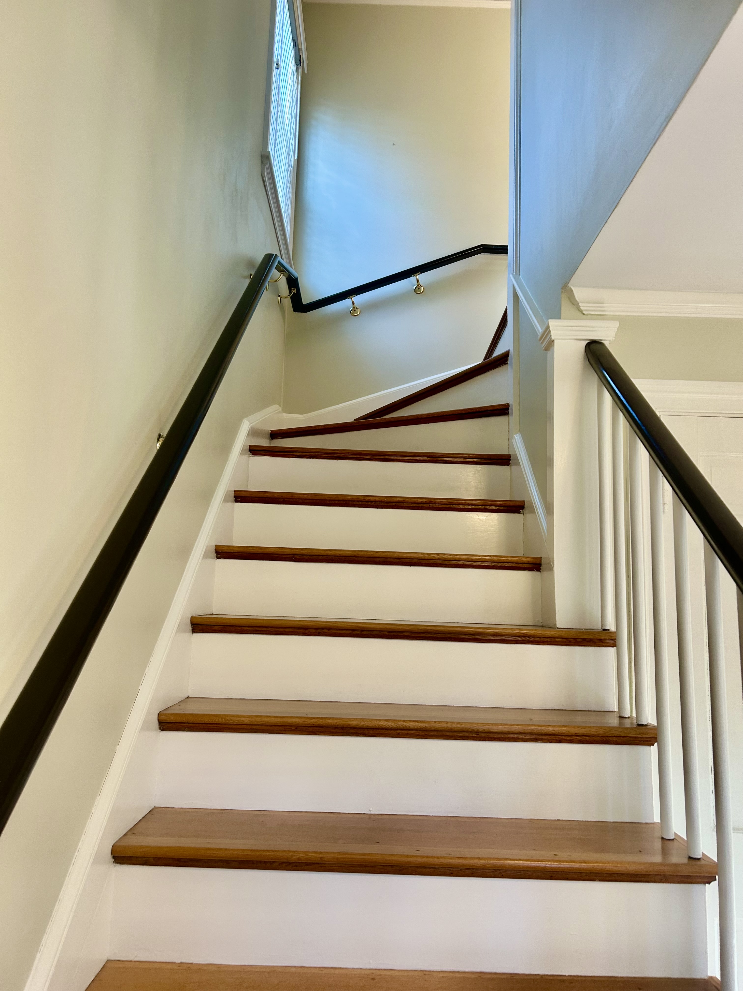 142 Tower Road Lincoln, MA 01773 - Photo 16 of 31 a view of entryway