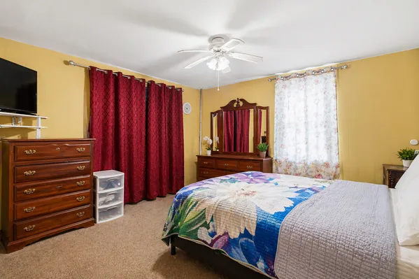 $950,000 | 186-01 Nashville Boulevard | St. Albans
