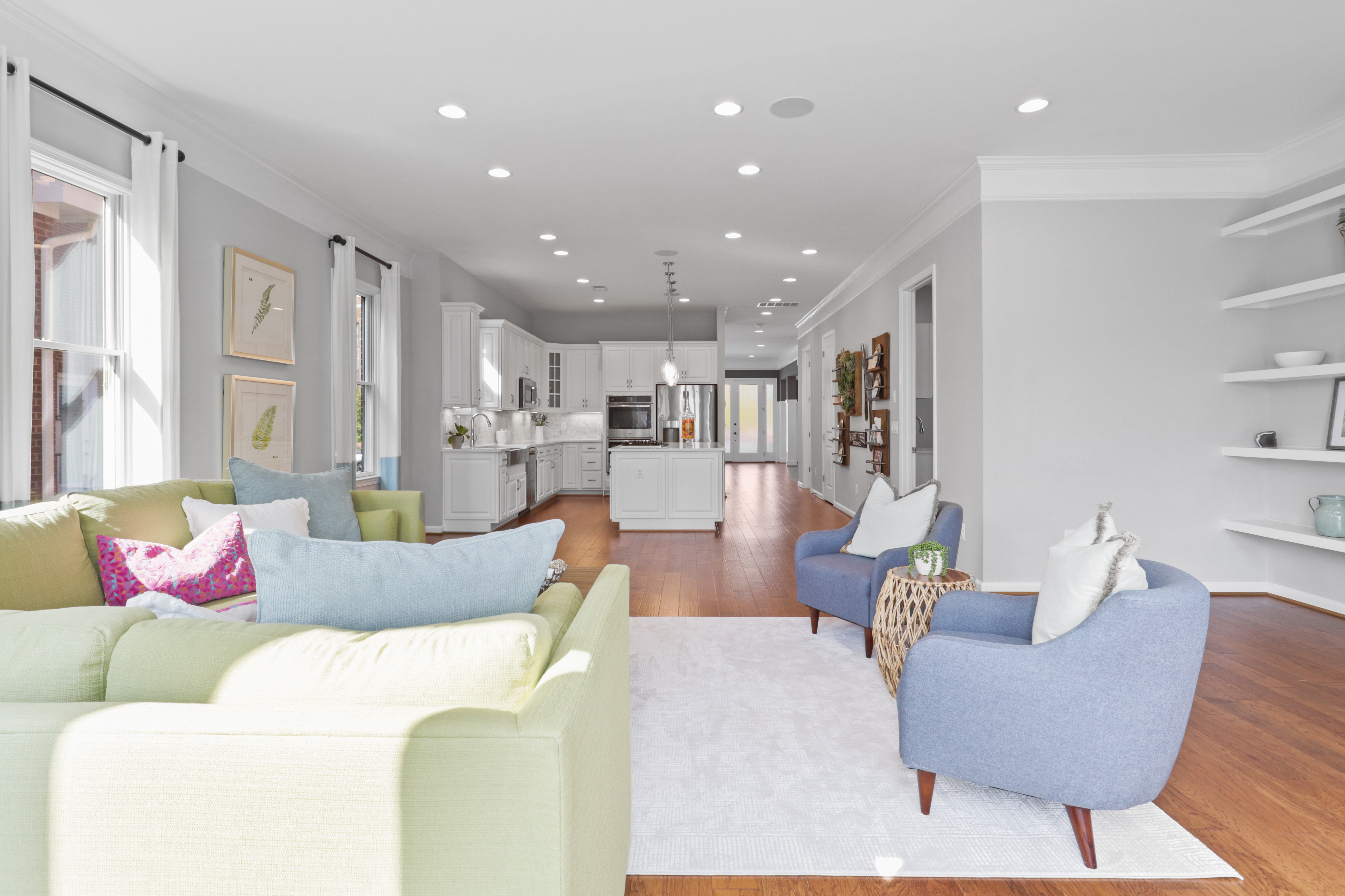 9101 Power House Road Lorton, VA 22079 - Photo 24 of 75 a living room with furniture and kitchen view