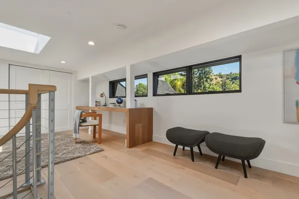 $3,350,000 | 3721 Woodcliff Road, Sherman Oaks, CA 91403
