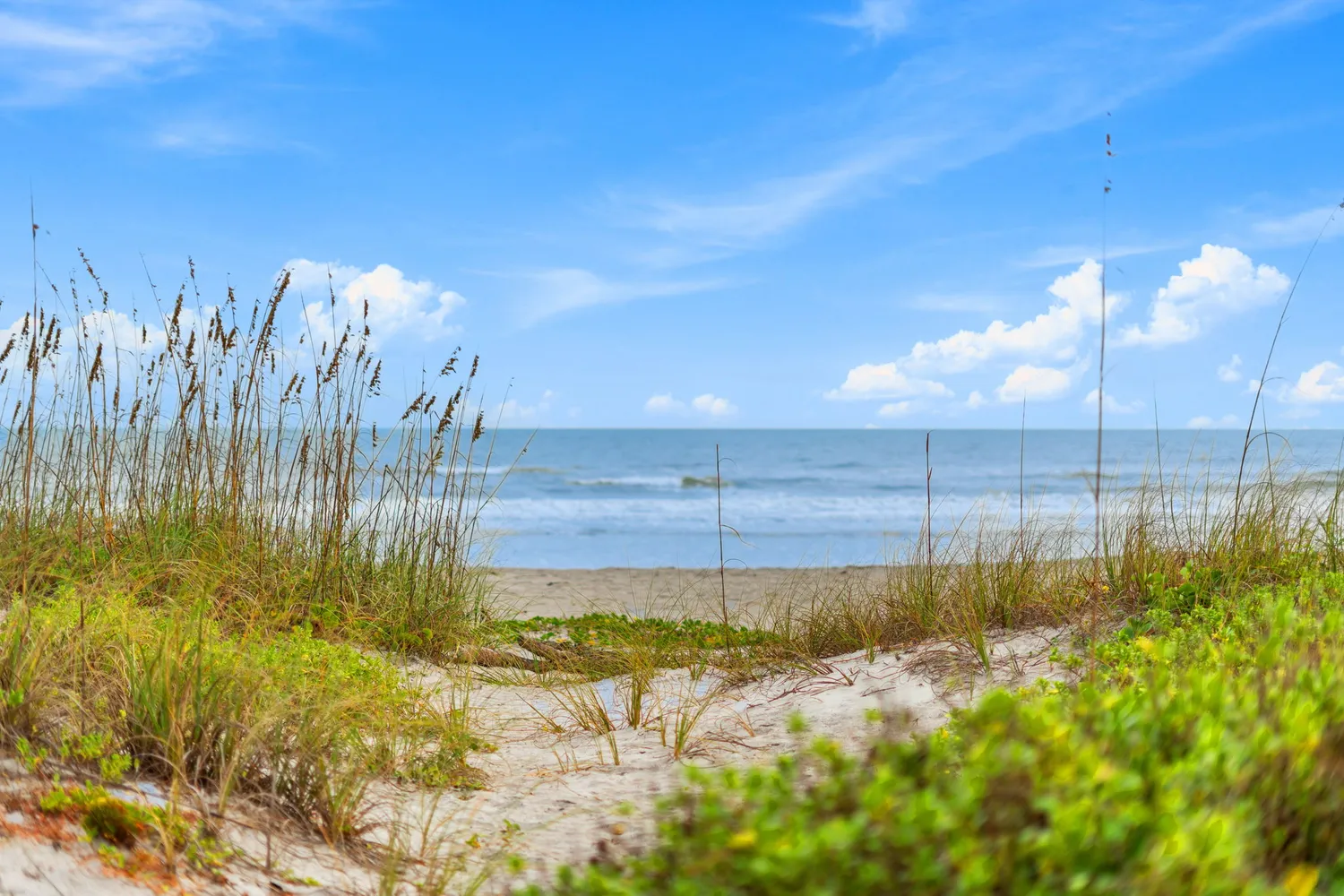 $1,975,000 | 659 South Atlantic Avenue, Cocoa Beach, FL 32931