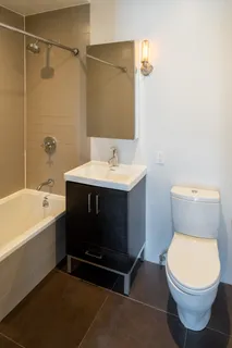 $5,900 | 139 North 10th Street, Unit 2B | Williamsburg