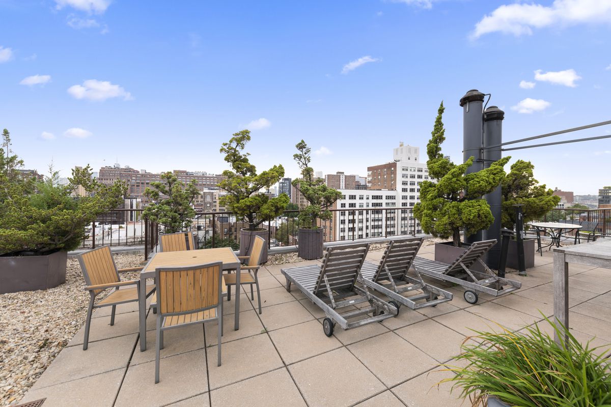 344 West 23rd Street, Unit 3B Manhattan, NY 10011 - Photo 6 of 9