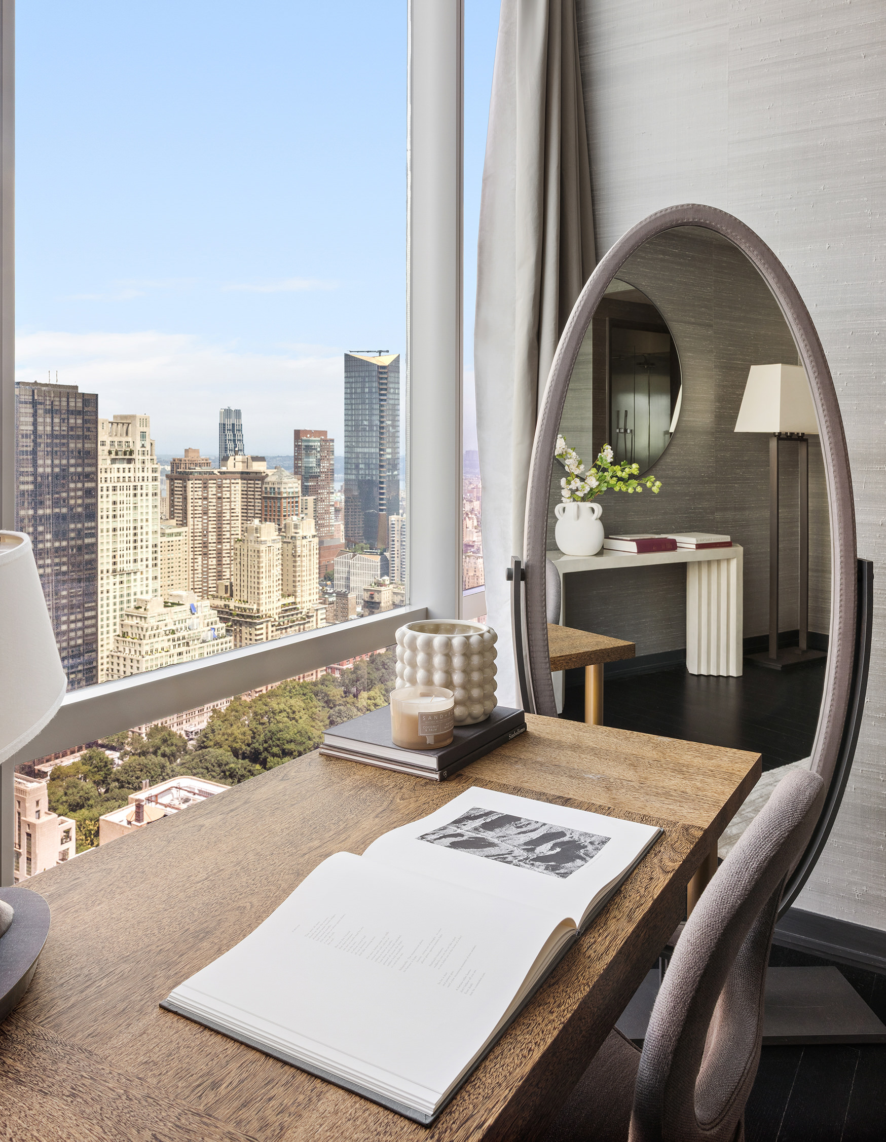 157 West 57th Street, Unit 50B Manhattan, NY 10019 - Photo 9 of 20 Gallery Image 9