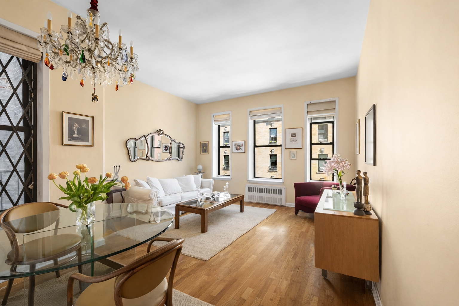 30 East 95th Street, Unit 4A Manhattan, NY 10128 - Photo 1 of 5