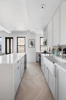 $1,995,000 | 26 East 10th Street, Unit 11G | Greenwich Village