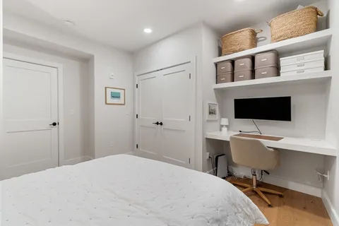 $725,000 | 202 Maverick Street, Unit 106, Boston, MA 02128