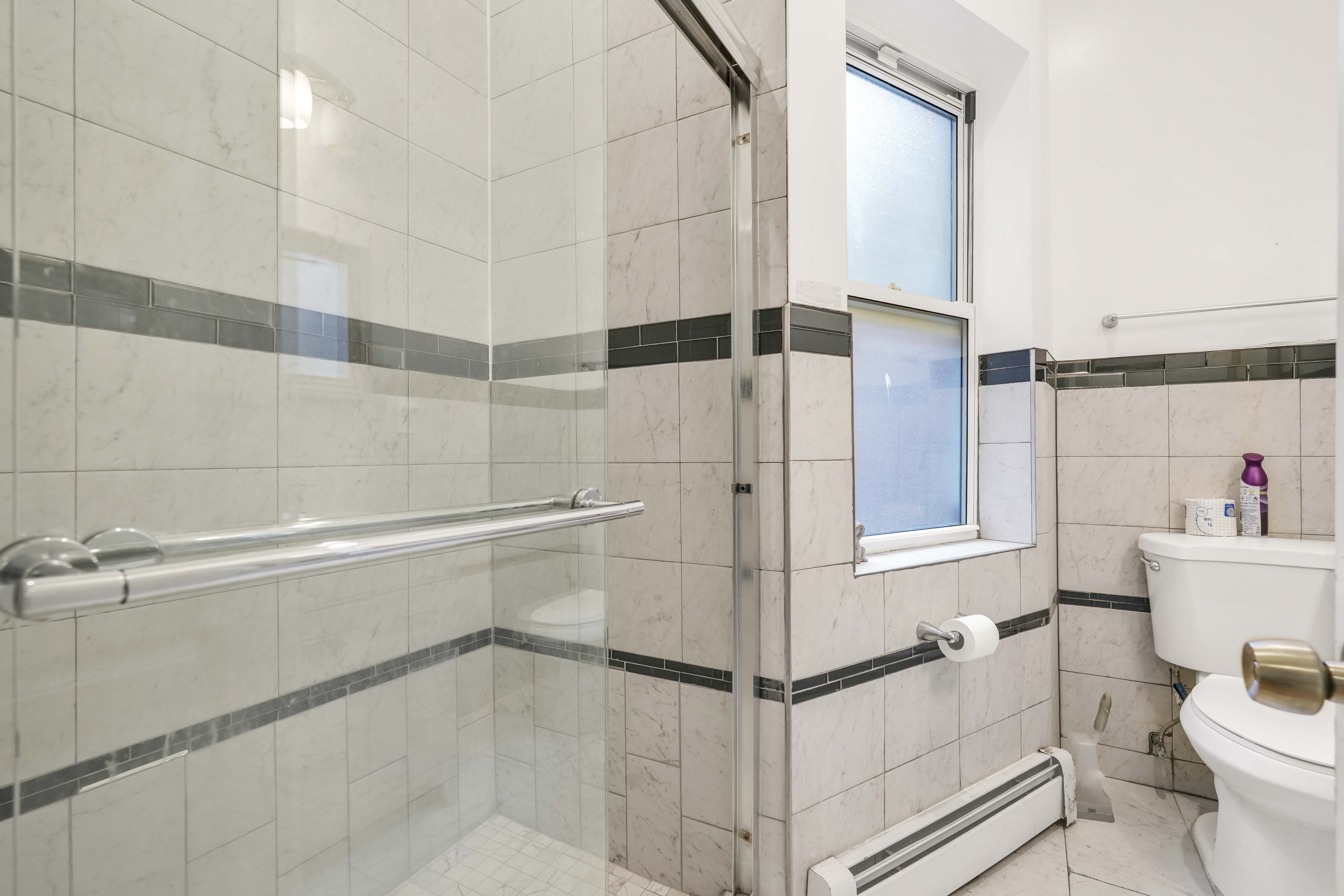 631 East 49th Street, Unit 2 Brooklyn, NY 11203 - Photo 19 of 34