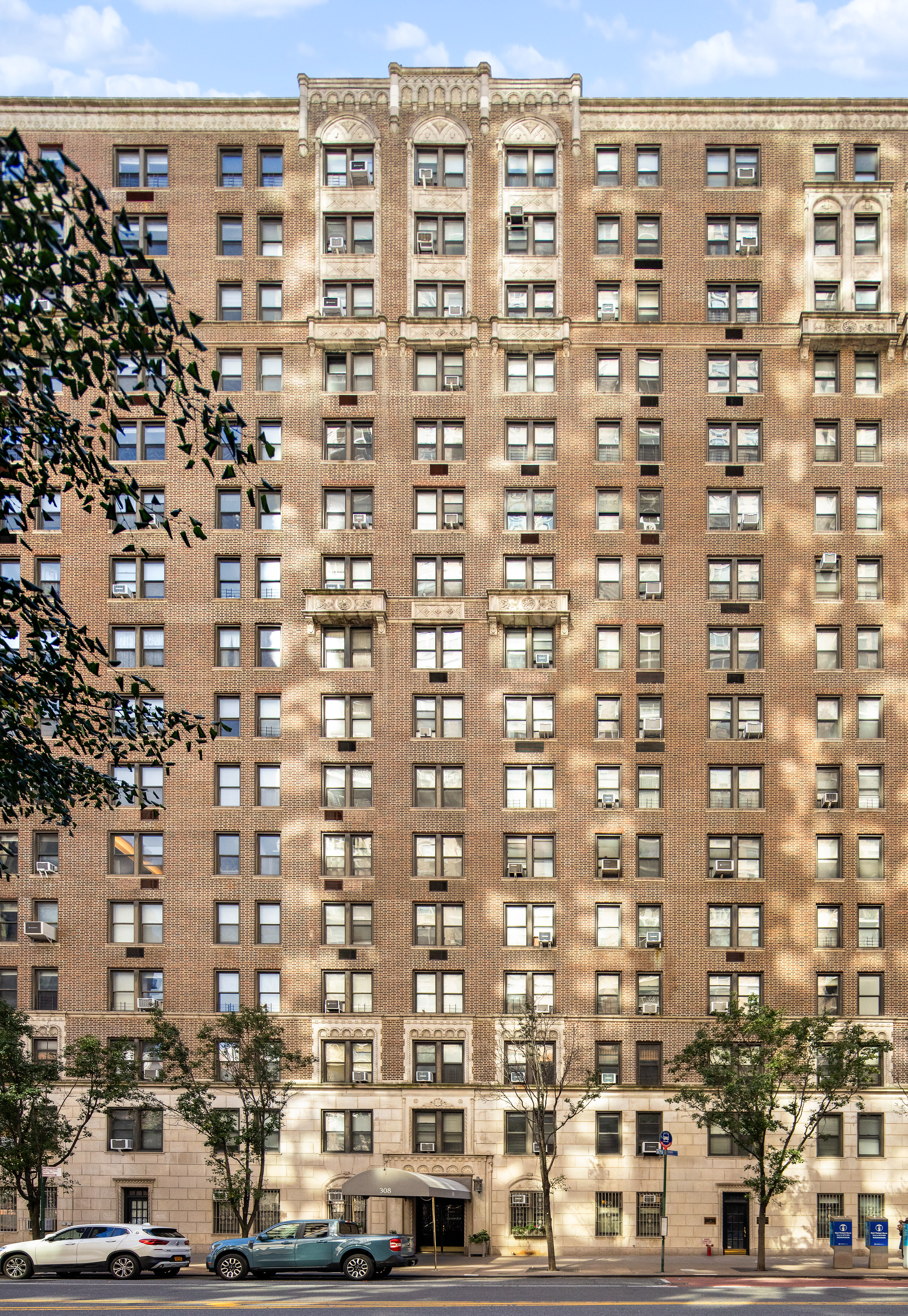 308 East 79th Street, Unit 10G Manhattan, NY 10075 - Photo 9 of 10 a view of a building