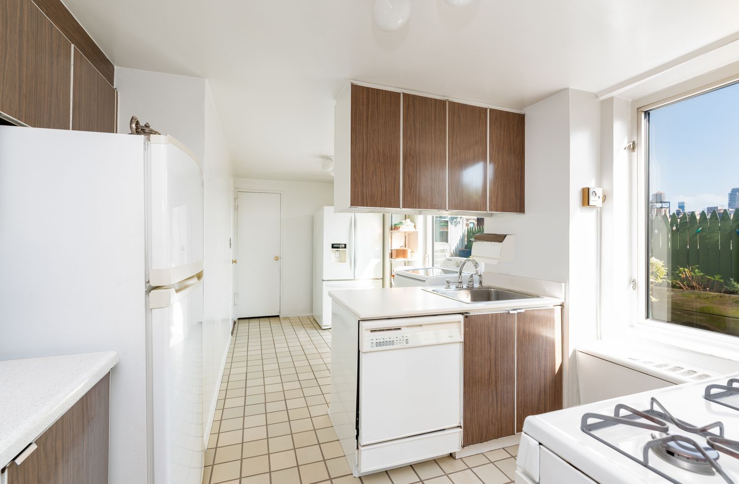 $2,435,000 | 40 East 84th Street, Unit 15A | Upper East Side