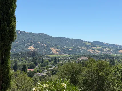 $1,250,000 | 275 Kerry Lane, Cloverdale, CA 95425