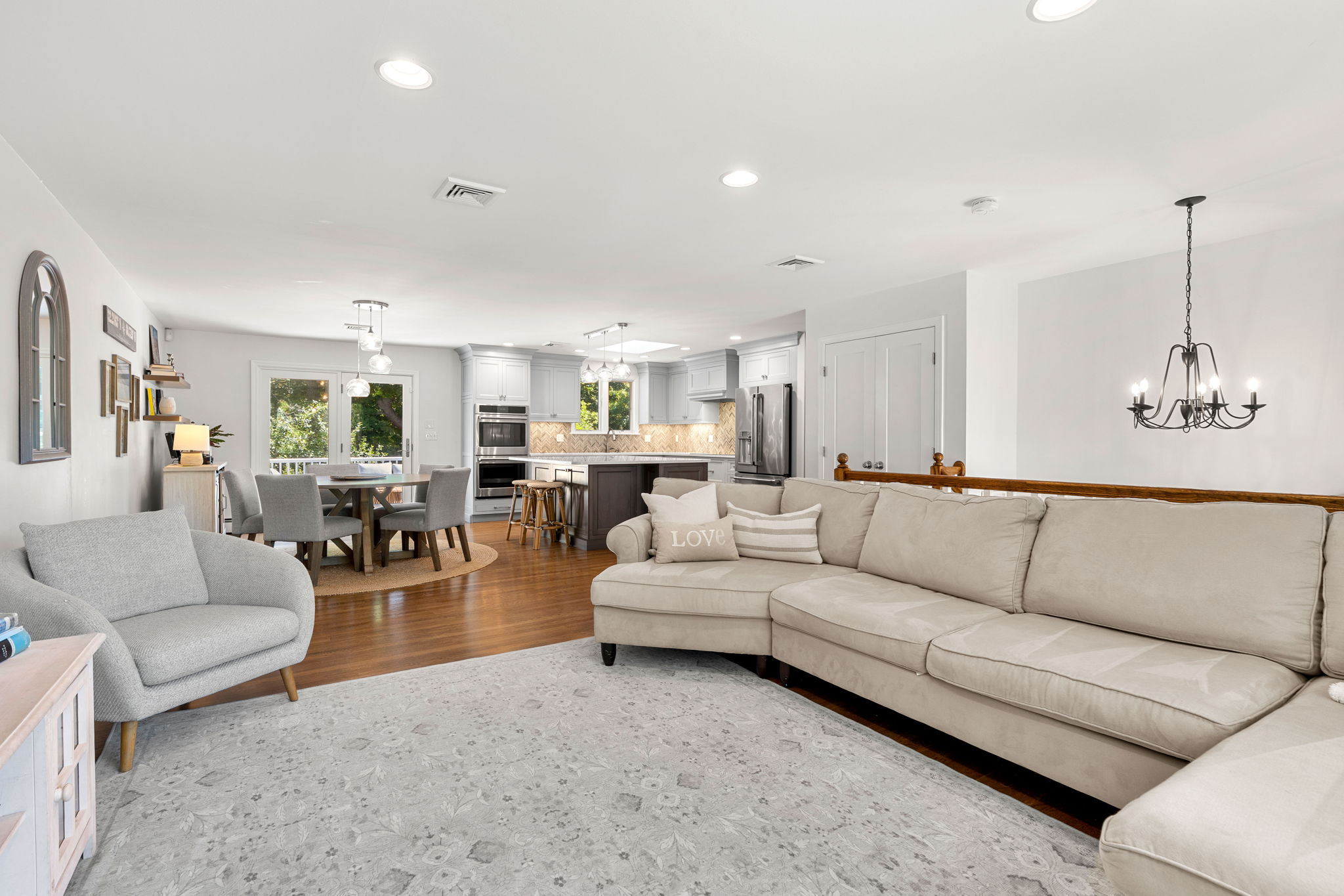 91 Nason Road Swampscott, MA 01907 - Photo 6 of 37