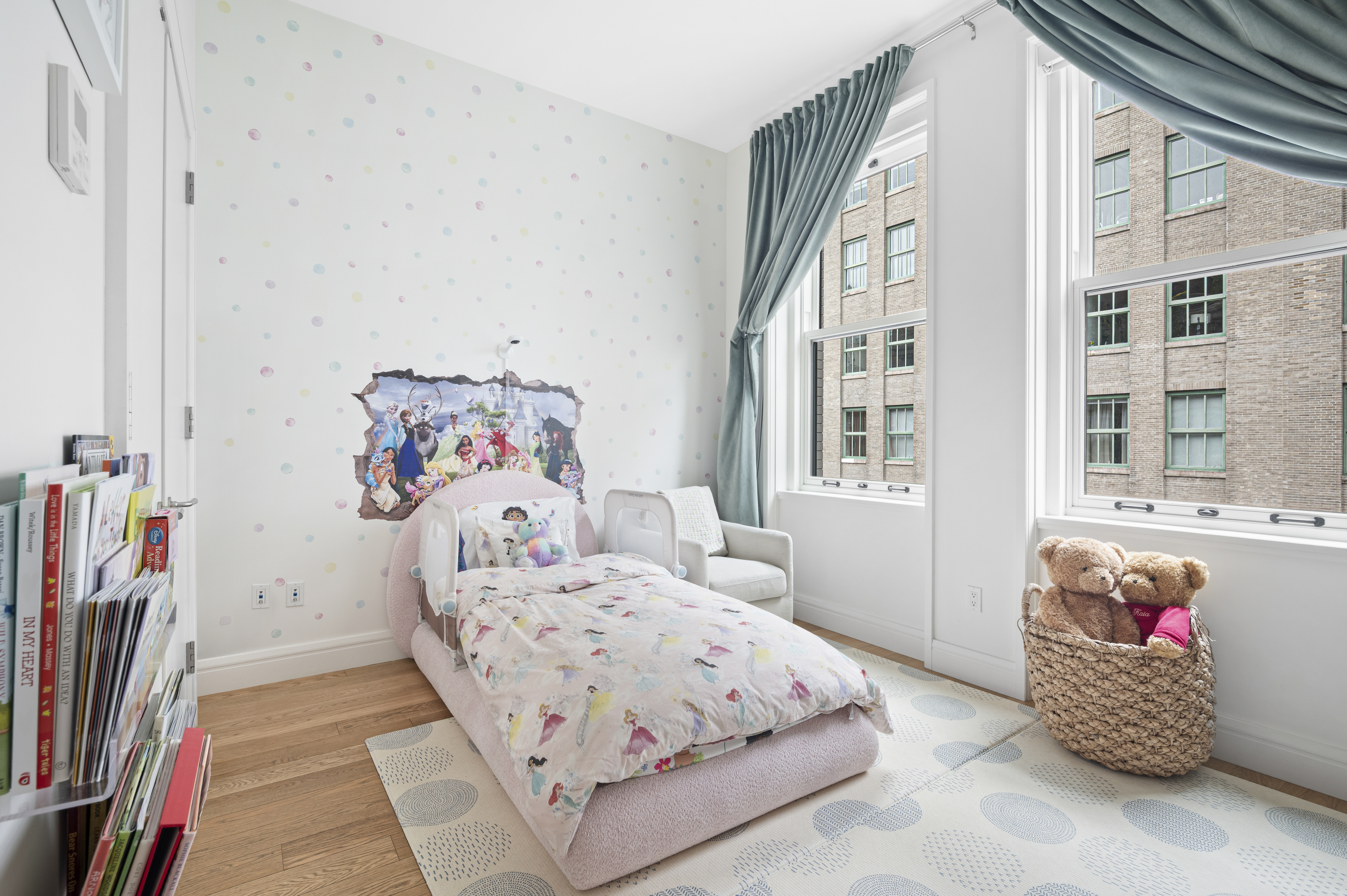 71 Laight Street, Unit 5F Manhattan, NY 10013 - Photo 10 of 14