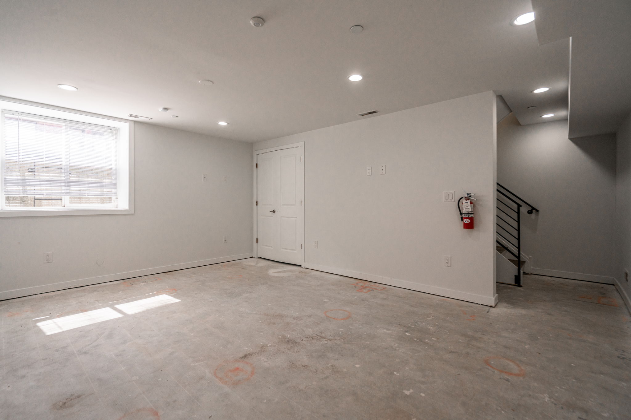 2609 Federal Street, Unit COMMERCIAL Philadelphia, PA 19146 - Photo 12 of 22 a view of an empty room