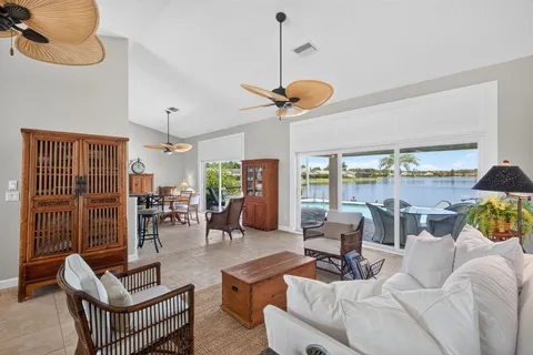 $799,000 | 7375 Mill Pond Circle, Naples, FL 34109