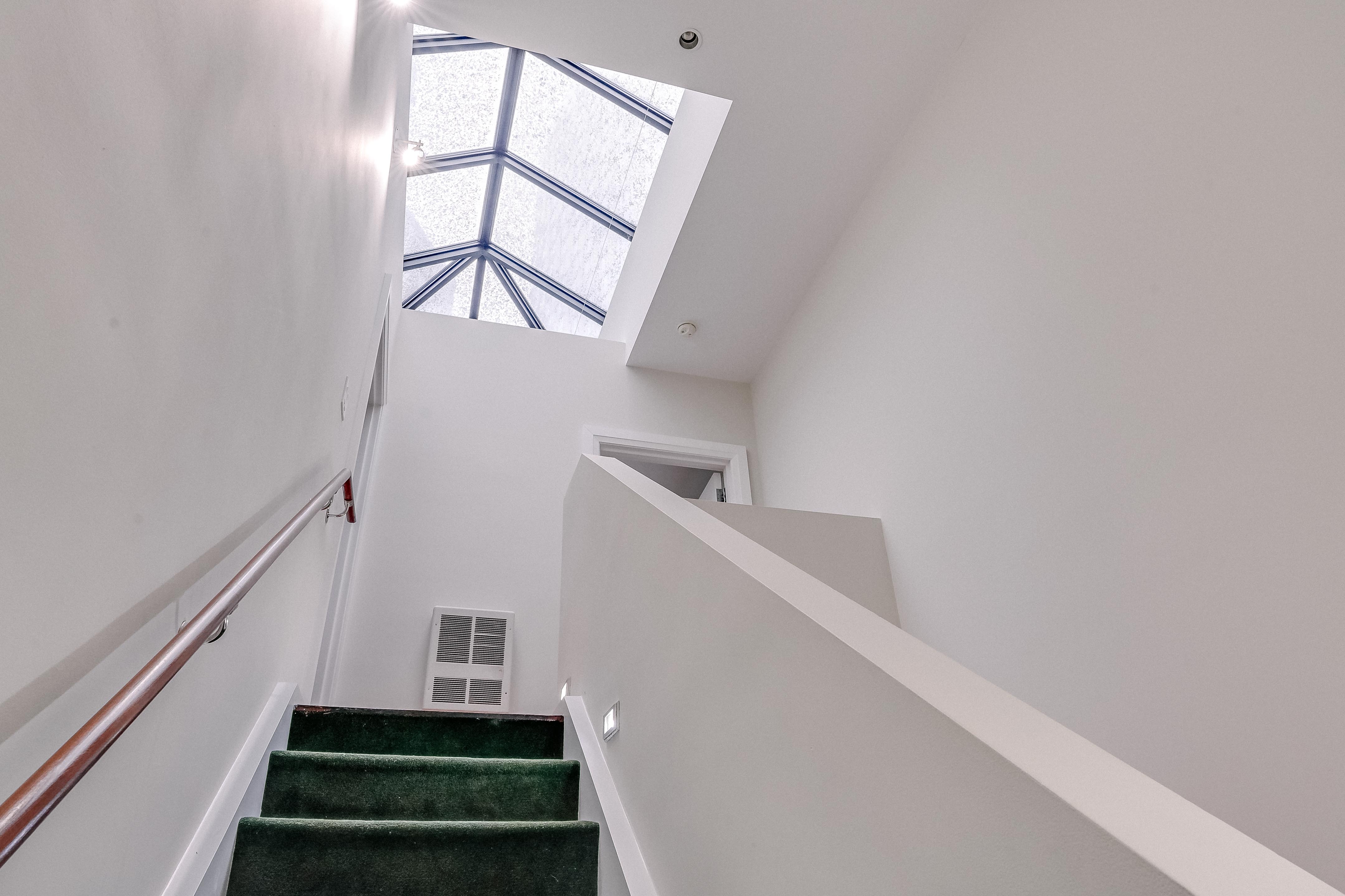 55 Wall Street, Unit PH910 Manhattan, NY 10005 - Photo 16 of 19 a view of entryway