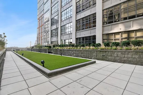 $1,550,000 | 360 Furman Street, Unit 1110 | Brooklyn Heights