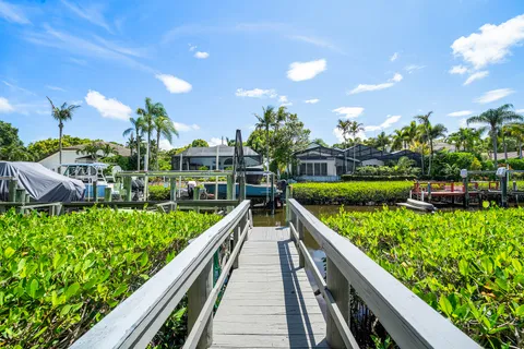 $2,195,000 | 19874 Loxahatchee Pointe Drive, Jupiter, FL 33458